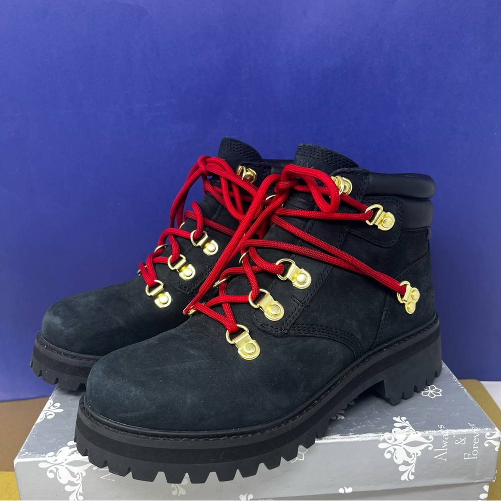 Timberland Heritage Vibrum Lux Black w/ red laces gold D ring Boots LIKE NEW 6